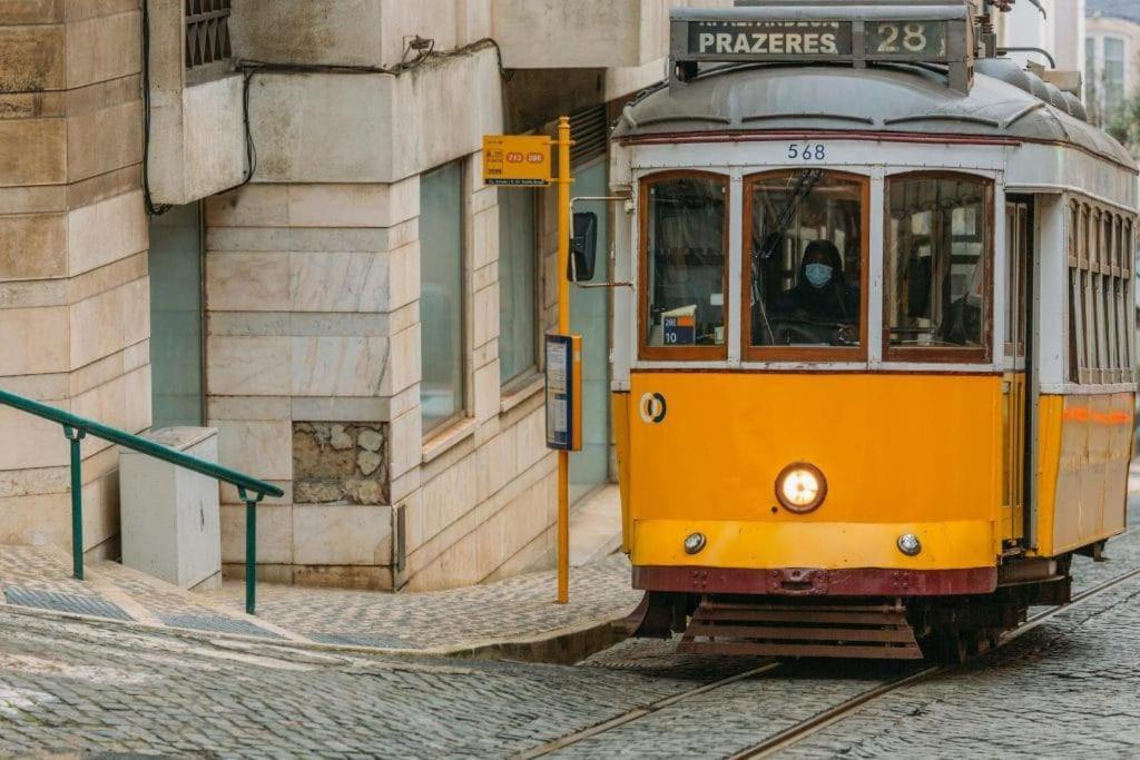 Sunny Apartment In Lisbon Luaran gambar